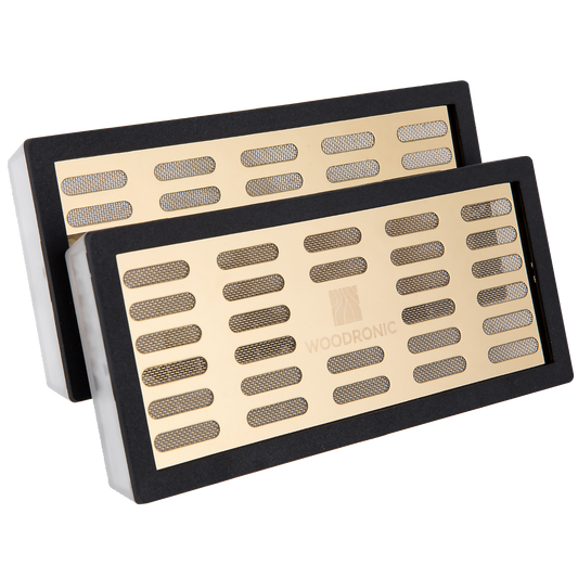 Gold-plated crystal gel cigar humidifiers with mesh vents, designed for consistent humidity control in cigar humidors.